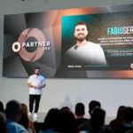 Aparece Fabio Serna en el evento de Partner 360 que realizó en Valencia en 2025